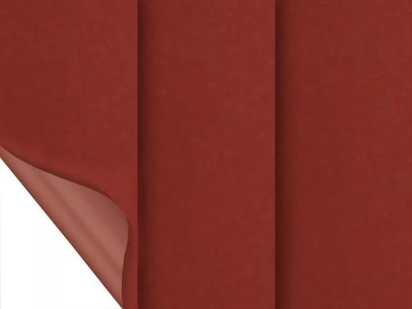 Madagaskar 215 (zatemňujúca) - bordová