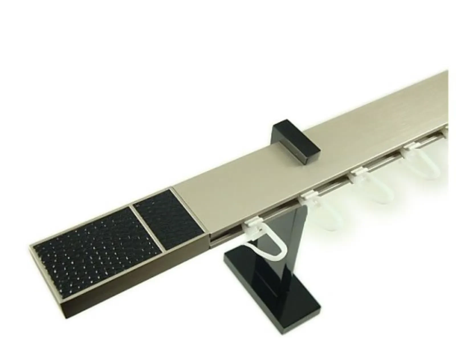 Garniža SQUARE LINE 1dr. - kon. BOSS čierna koža