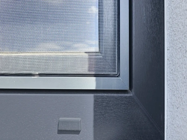 Sieťky proti hmyzu na OKNO - pevné KLIK - bežné odtiene 24