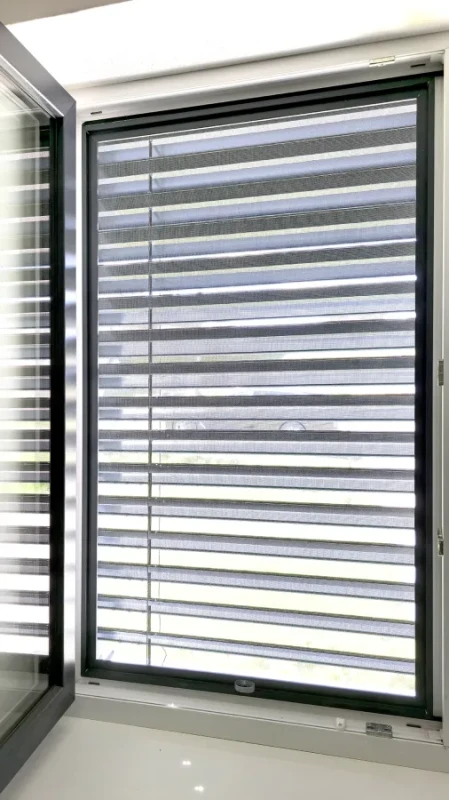 Sieťky proti hmyzu na OKNO - pevné KLIK LUX - bežné odtiene 4