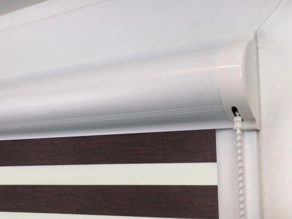 Roleta SWING LITE - deň a noc - látka MIAMI 2