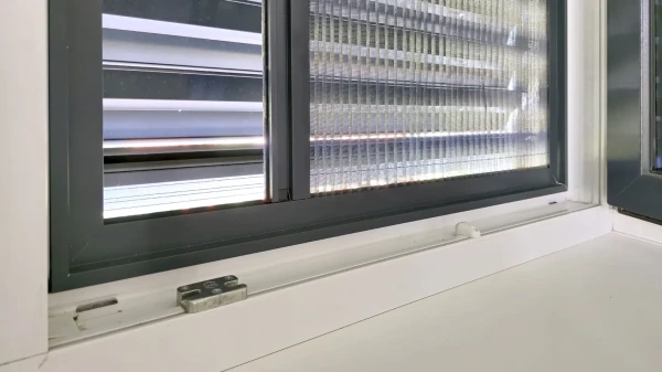 Sieťky proti hmyzu na OKNO - PLISSÉ KLIK LUX - bežné odtiene 5