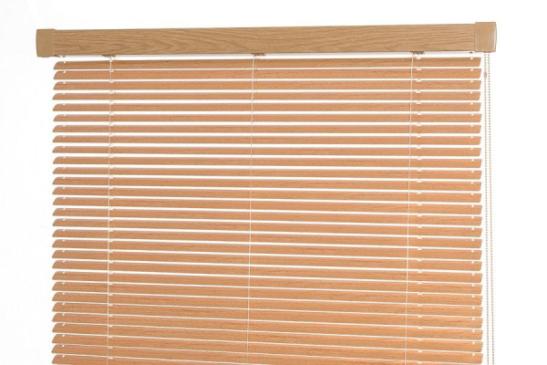 Žalúzie na okná ISSO 1 - 25mm -drevoimitačné 1