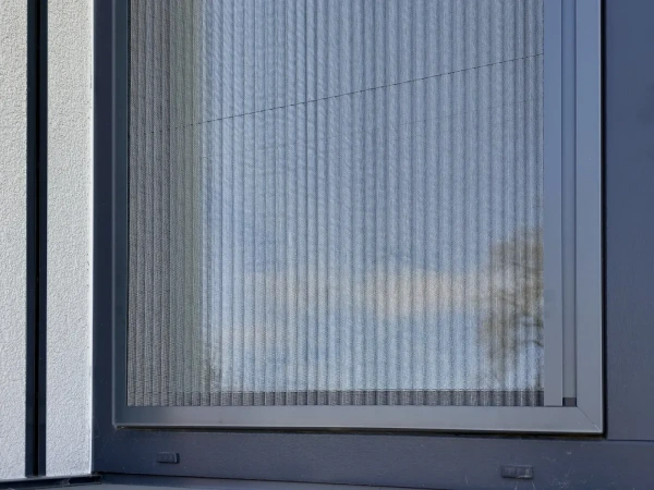 Sieťky proti hmyzu na DVERE - PLISSÉ KLIK - bežné odtiene 22