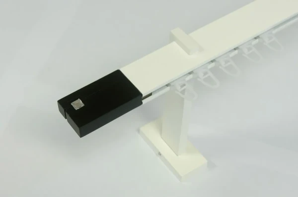 Garniža SQUARE LINE biela 1dr. - kon. čierna KRYSTAL